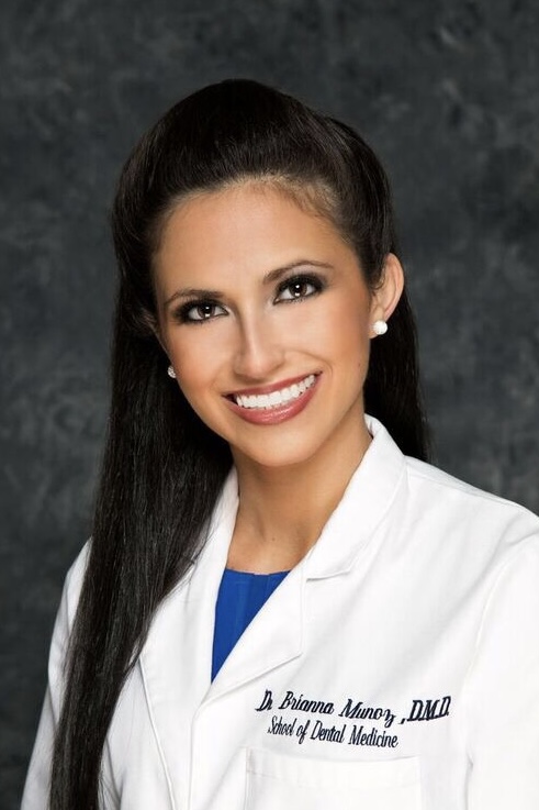Dr. Munoz Dentist Profile Pic